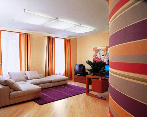 Фото: яркие цвета не только сделают дизайн комнаты более приятным, но и помогут визуально осветлить пространство