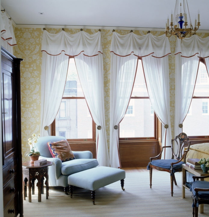 нежный ламбрекен и занавески нежный ламбрекен и занавески