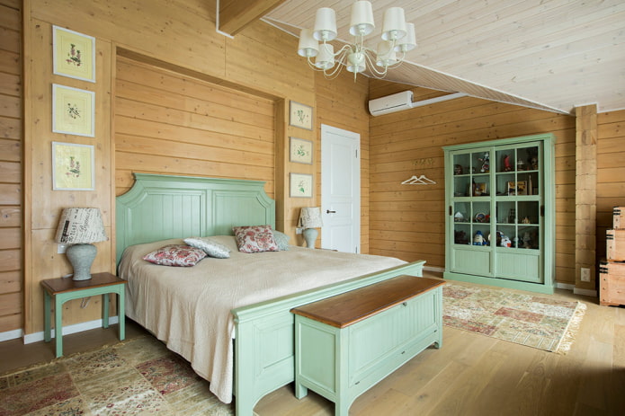 деревянная кровать в стиле прованс