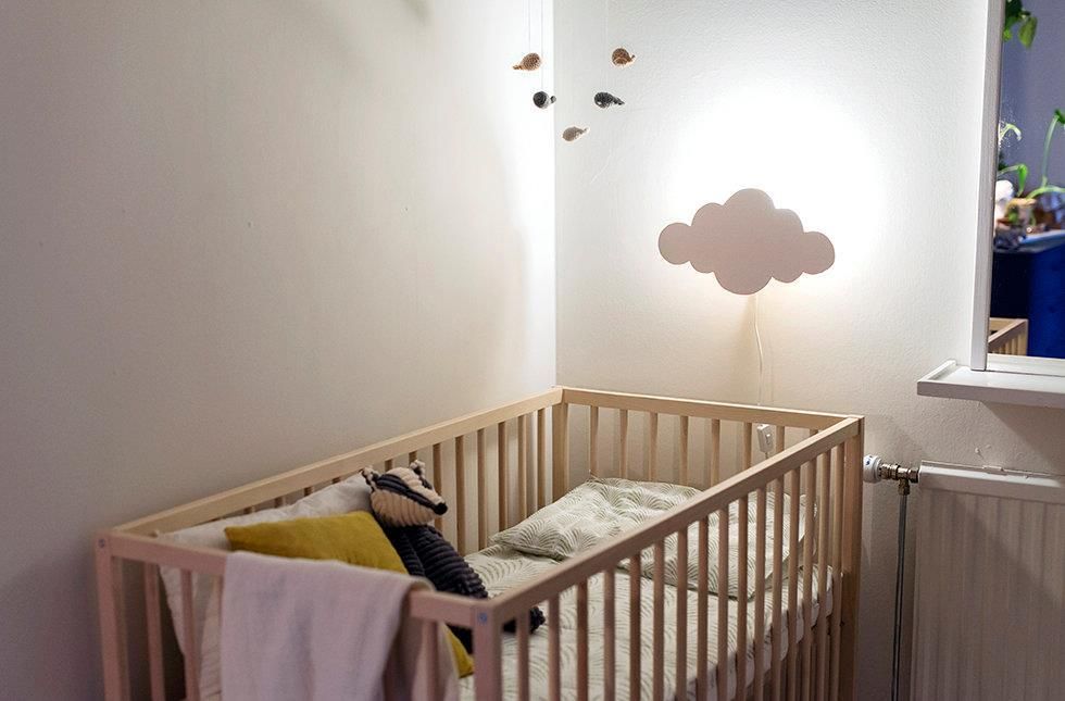 Светильник над кроваткой для новорожденного