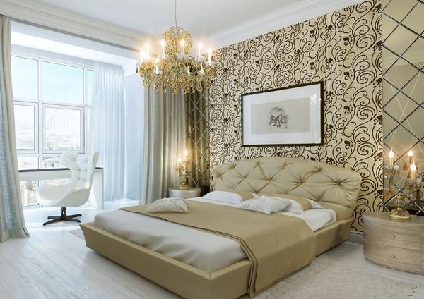 Главным атрибутом классической спальни является объемная люстра, выполненная под старину 