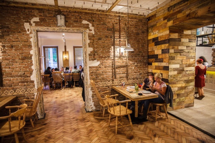 Восхитительный дизайн интерьера кафе-ресторана Livada в Румынии