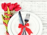 Сервировка стола для романтического ужина