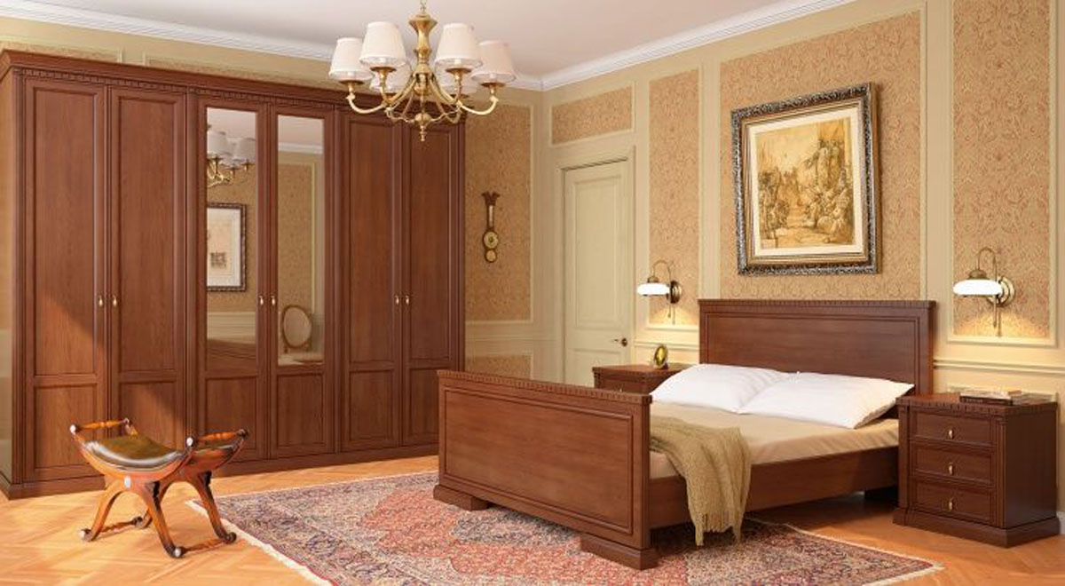 Спальня в классическом стиле в бежево-коричневых цветах